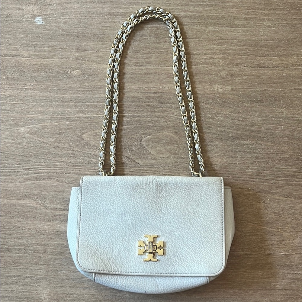 Tory Burch Cream Leather Shoulder Bag with Gold Chain